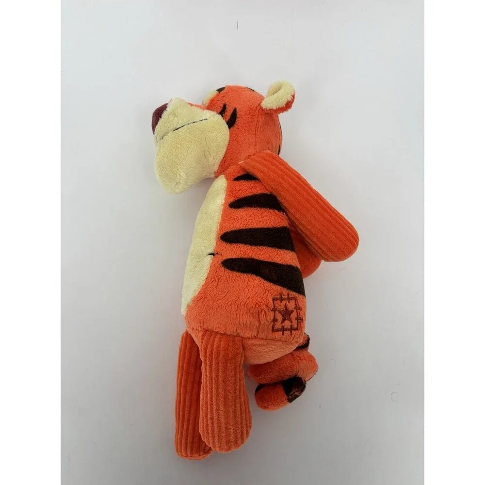 Disney Scentsy Tigger Buddy Plush 15” Winnie the Pooh 2018 w/ Blue Grotto EUC